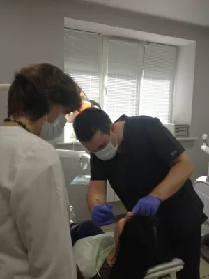 Стоматолог на Дзержинского