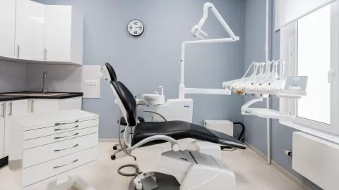 Стоматологическая клиника Маленькая Гельвеция