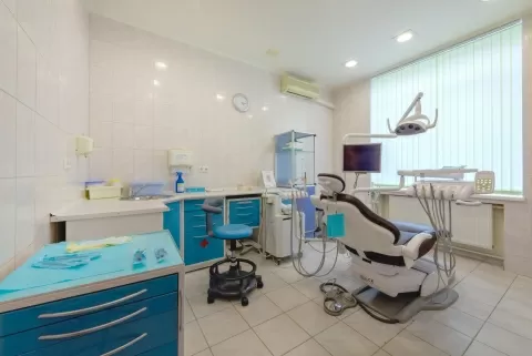 Стоматология Амистом