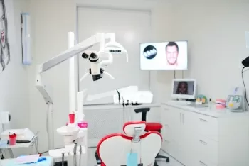 InSmile Veneers Center