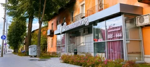 Доктор Неболит