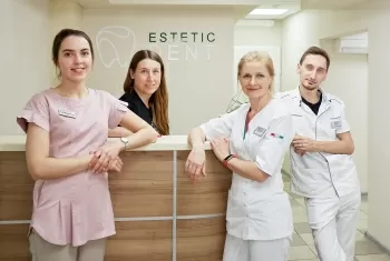 Estetic dent