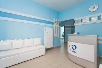 Стоматологическая клиника 32+