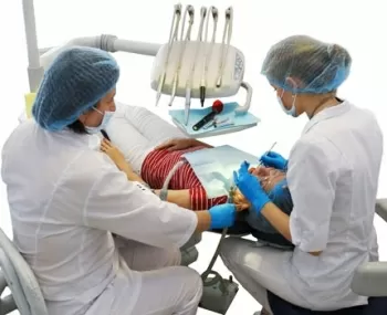 Доктор Зубоф