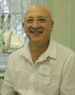 Попов Геннадий Николаевич