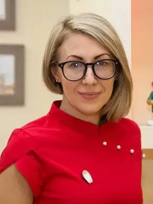 Назарова Елена Михайловна