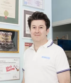 Ашуров Камаль Иосифович