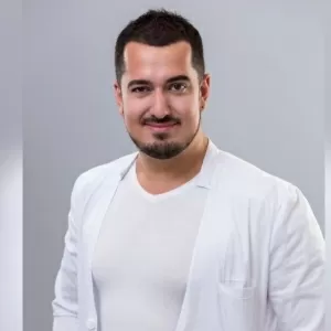 Пиямов Роман Рустамович