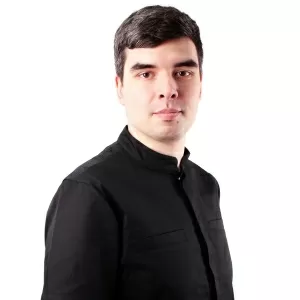 Григорян Артем Романович