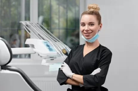 Установка импланта Straumann + циркониевая коронка = 85 000 ₽!