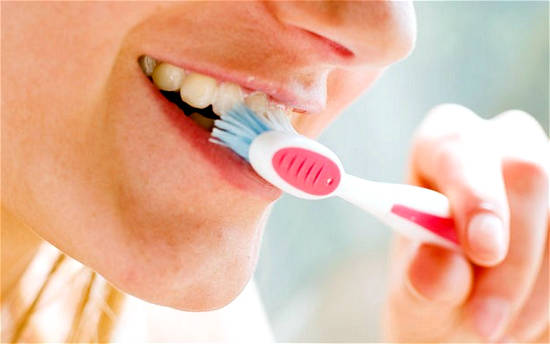 Средства гигиены зубов с отбеливающим эффектом